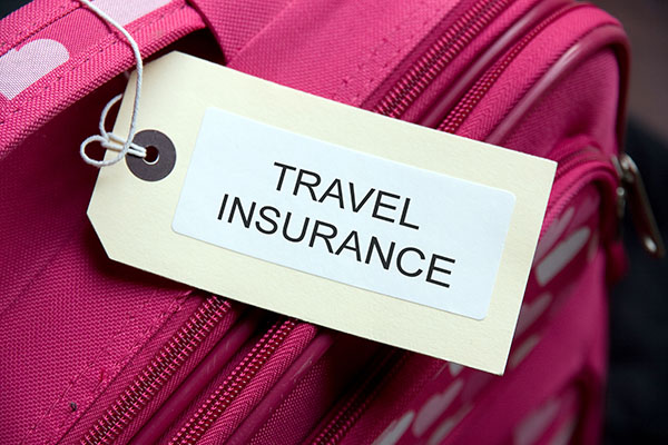 آیا هزینه‌های مربوط به سرما خوردگی و مسمومیت هم شامل بیمه مسافرتی می‌شود؟