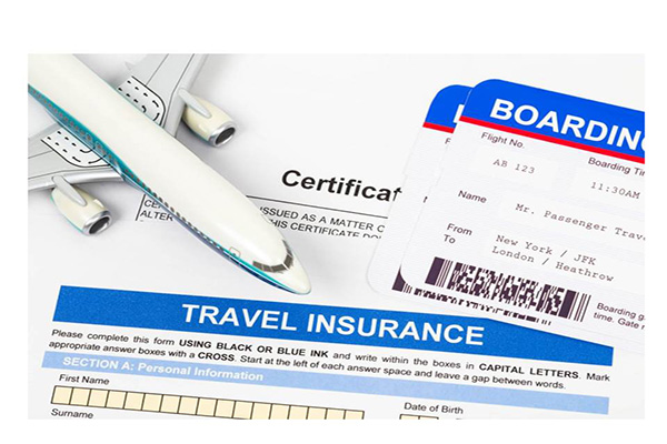 آیا خرید بیمه مسافرتی الزامی است؟